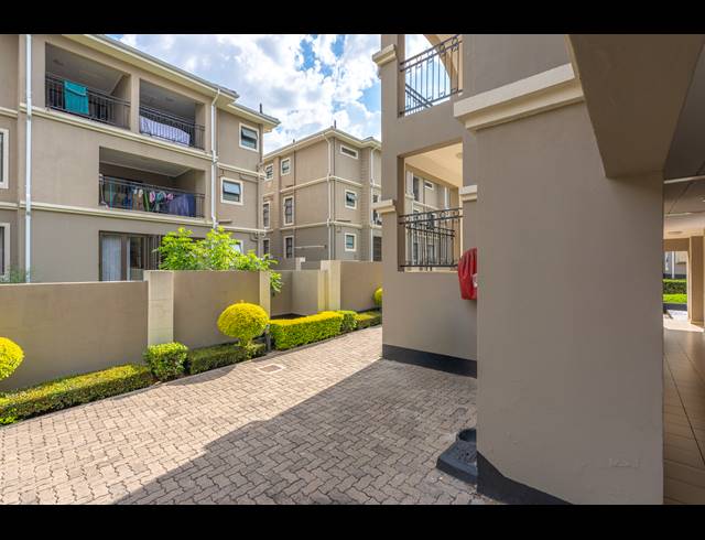 1 BEDROOM APARTMENT FOR SALE IN BROADACRES